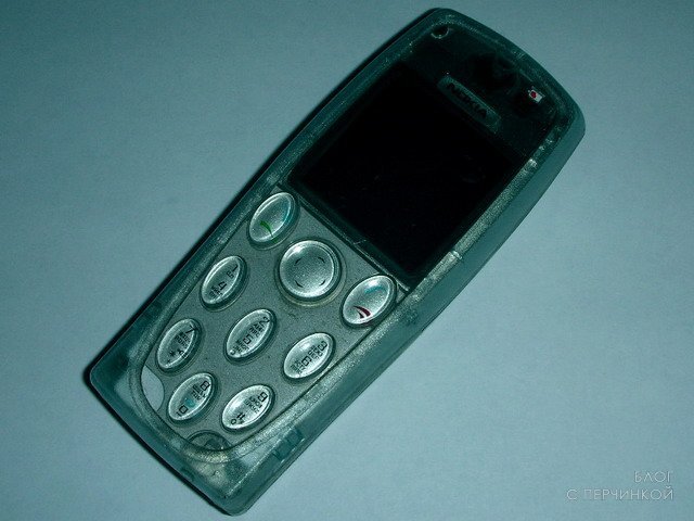 Nokia 3200 в странном корпусе